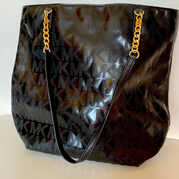 Handbags - Michael Kors medium tote bag